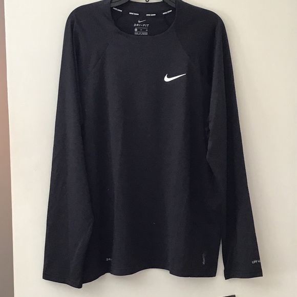 NWT Nike Women’s Long-Sleeve Hydroguard Swim Shirt Size XL - Picture 2 of 4